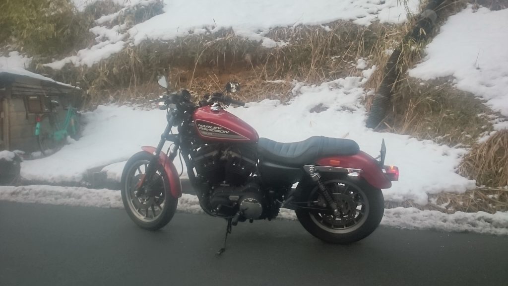 ハーレー883R